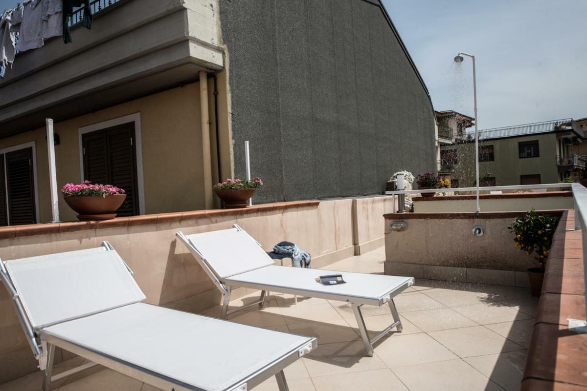 Terrazzo Siciliano Appartement Riposto Buitenkant foto